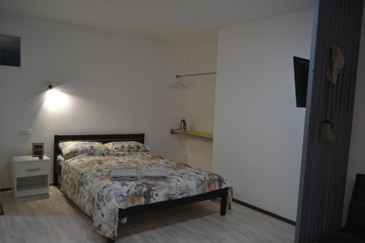 Smart Appartement Ternopil Buitenkant foto
